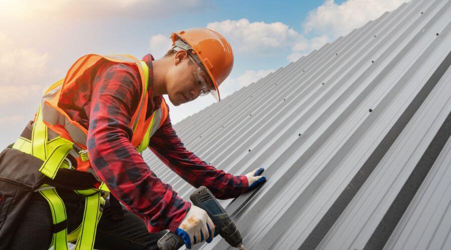 Professional metal roof installation in Onarga, IL